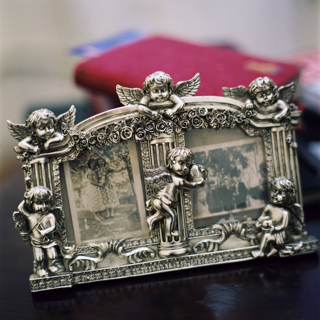 A book project of Interviews with Women - Pigment Prints with interview subtitles 80 x 100 cm