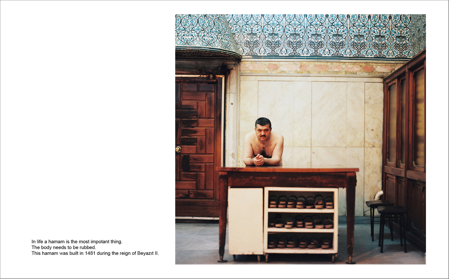Photographs with the interview subtitles in Pera (Beyoglu) in Istanbul 80 x 100 cm