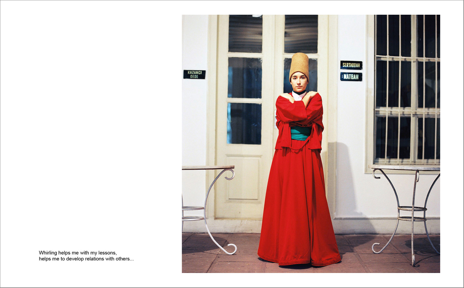 Photographs with the interview subtitles in Pera (Beyoglu) in Istanbul 80 x 100 cm