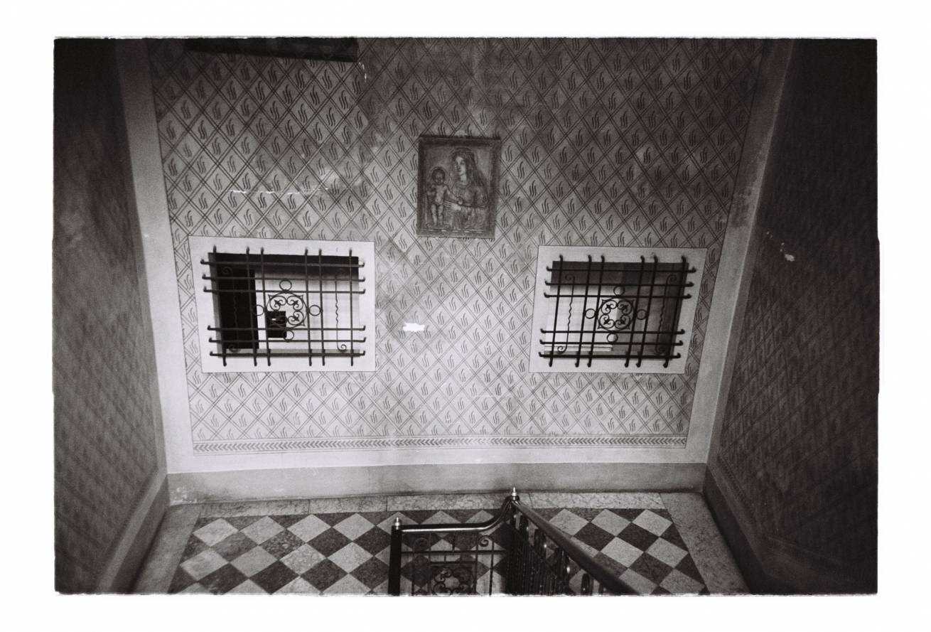 50 x 75 cm Pigment Ink Prints Portfolio - Edition of 5