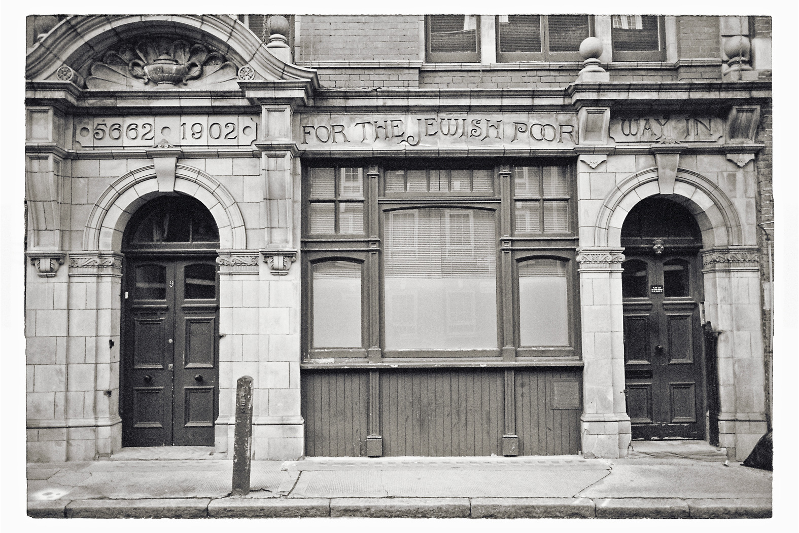 13 cm x 18 cm Postcard Size C Type Prints Portfolio - Edition of 50