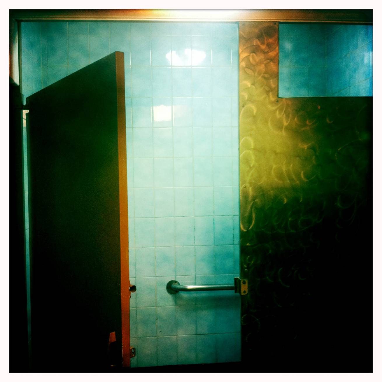 Miami 029 - 13 cm x 15 cm Postcard Size C Type Prints Portfolio - Edition of 50