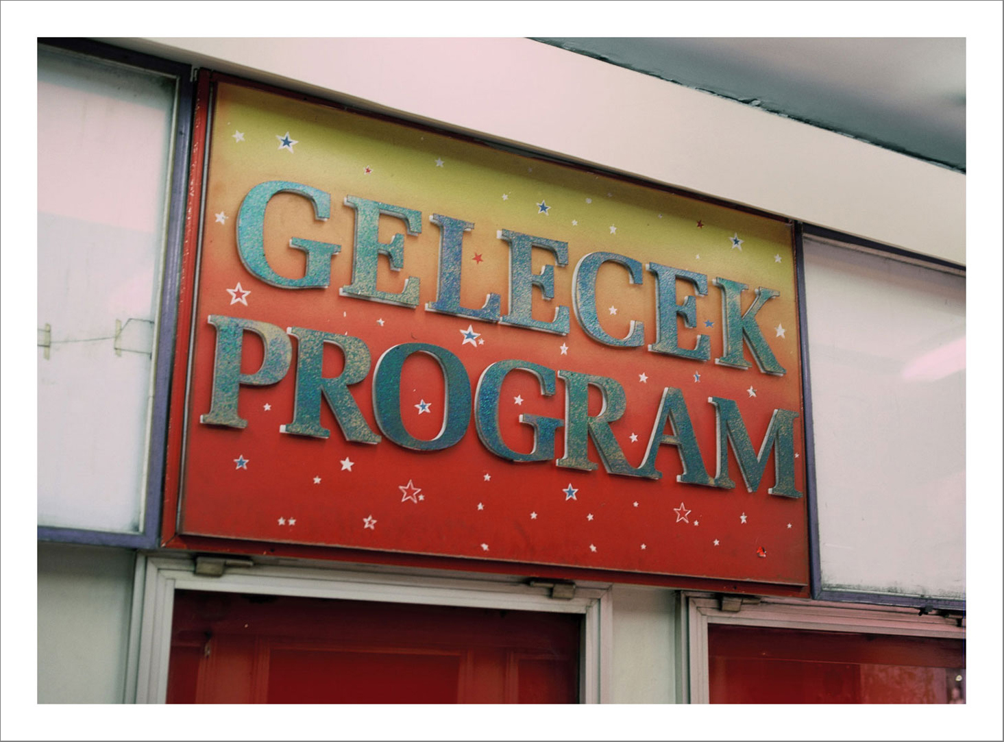 13 x 15 cm Postcard Size Prints compiled in a Box