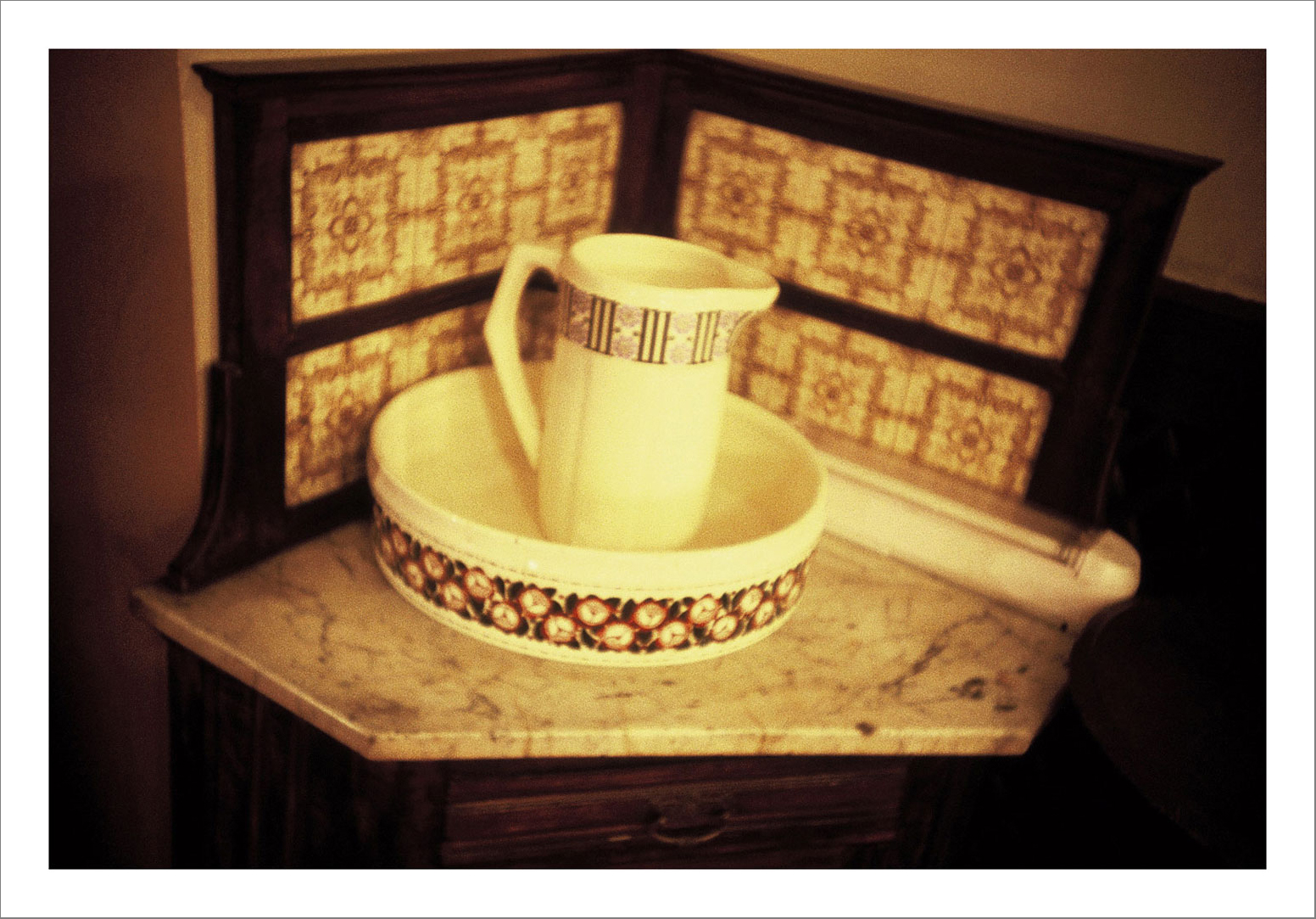 13 x 15 cm Postcard Size Prints compiled in a Box